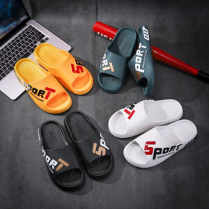 2810# New Fashion Design Slippers