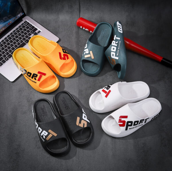 2810# New Fashion Design Slippers